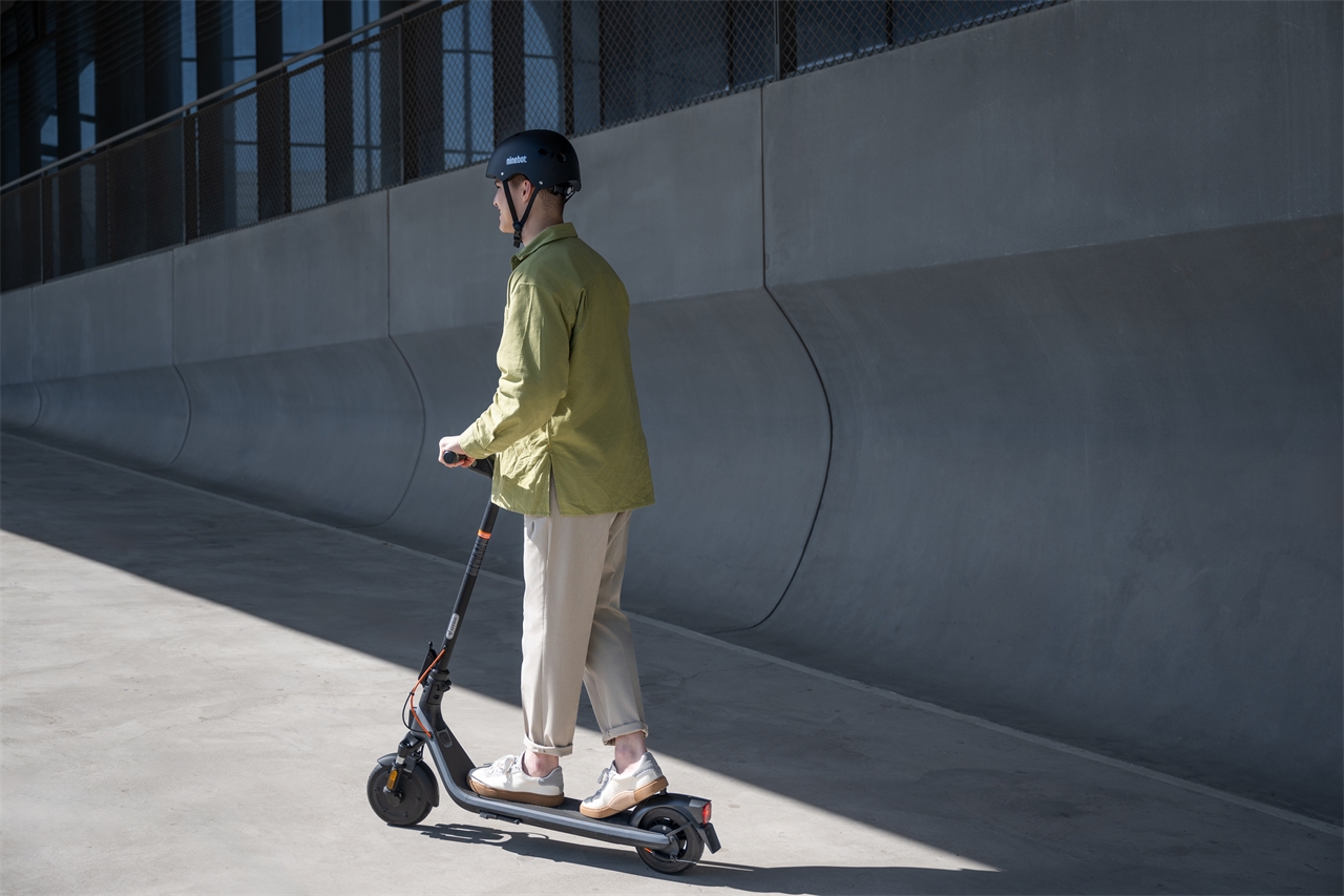 NINEBOT MONOPATTINO ELETTRICO E2 PLUS E II POWERED BY SEGWAY-15