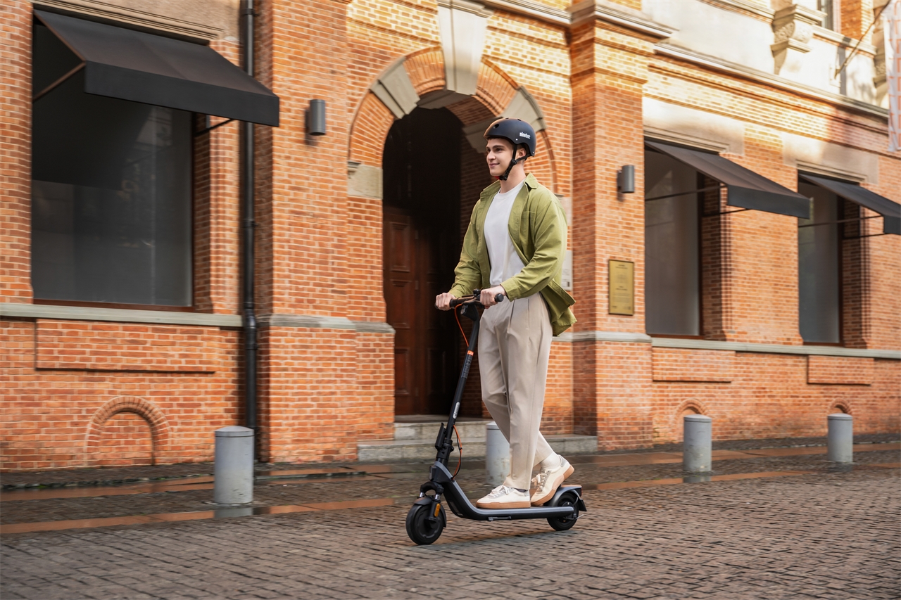 NINEBOT MONOPATTINO ELETTRICO E2 PLUS E II POWERED BY SEGWAY-14